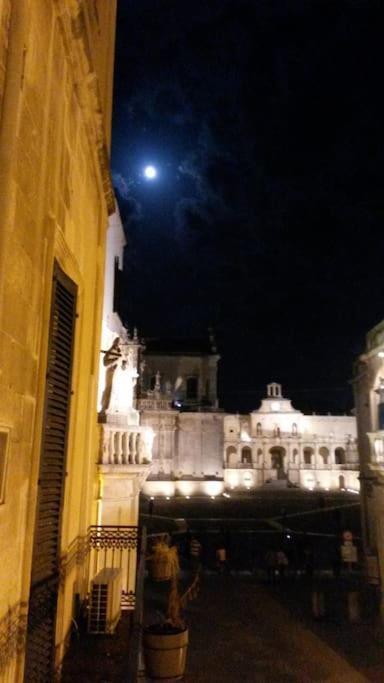 I Balconi Sul Duomo Apartment เลชเช ภายนอก รูปภาพ