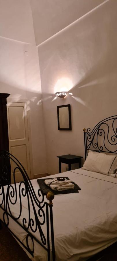 I Balconi Sul Duomo Apartment เลชเช ภายนอก รูปภาพ