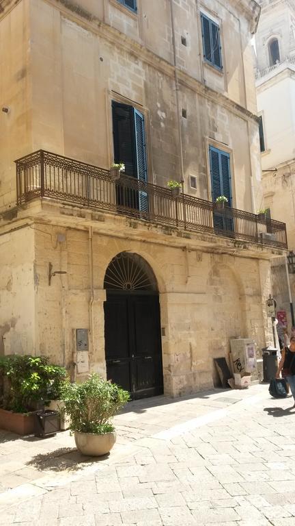 I Balconi Sul Duomo Apartment เลชเช ภายนอก รูปภาพ